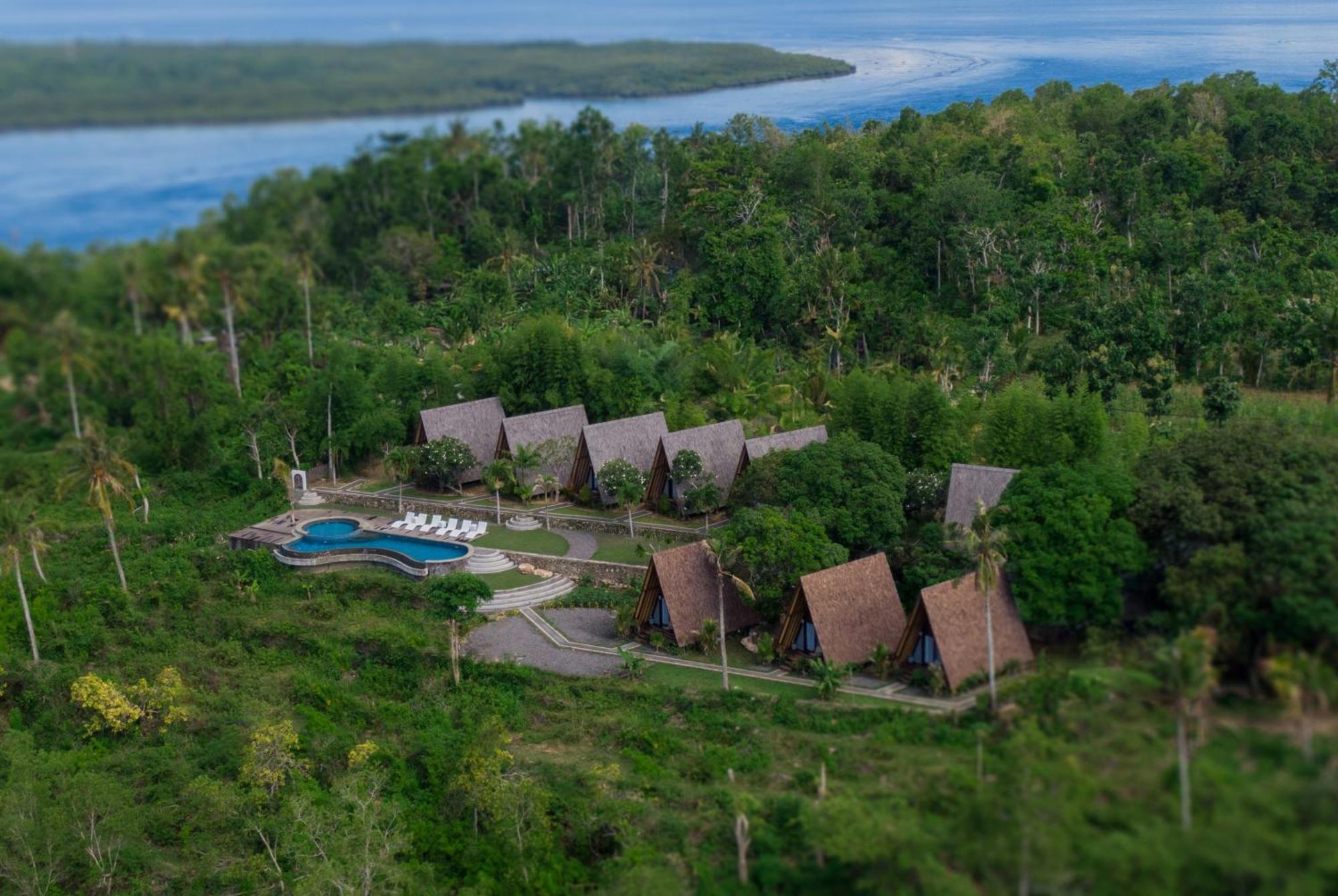 Batan Sabo & Co Hotel Toyapakeh Exterior photo